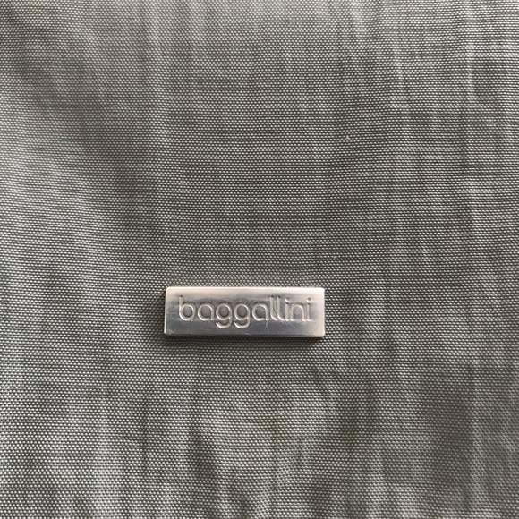 Baggallini - Picture 2 of 8